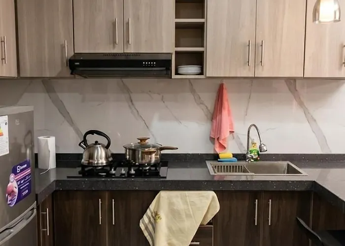 Spacious In Wifi And Hot Water *